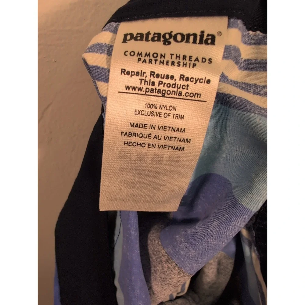 Patagonia W's Wavefarer Board Shorts 5